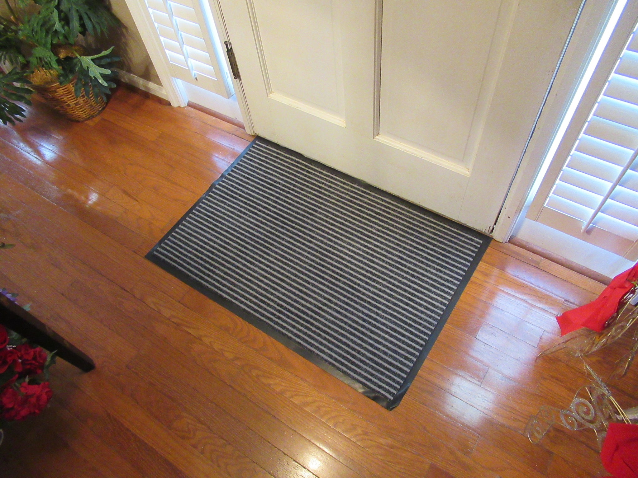 The Rug Hub Ribbed Non-Slip Indoor Outdoor Mat